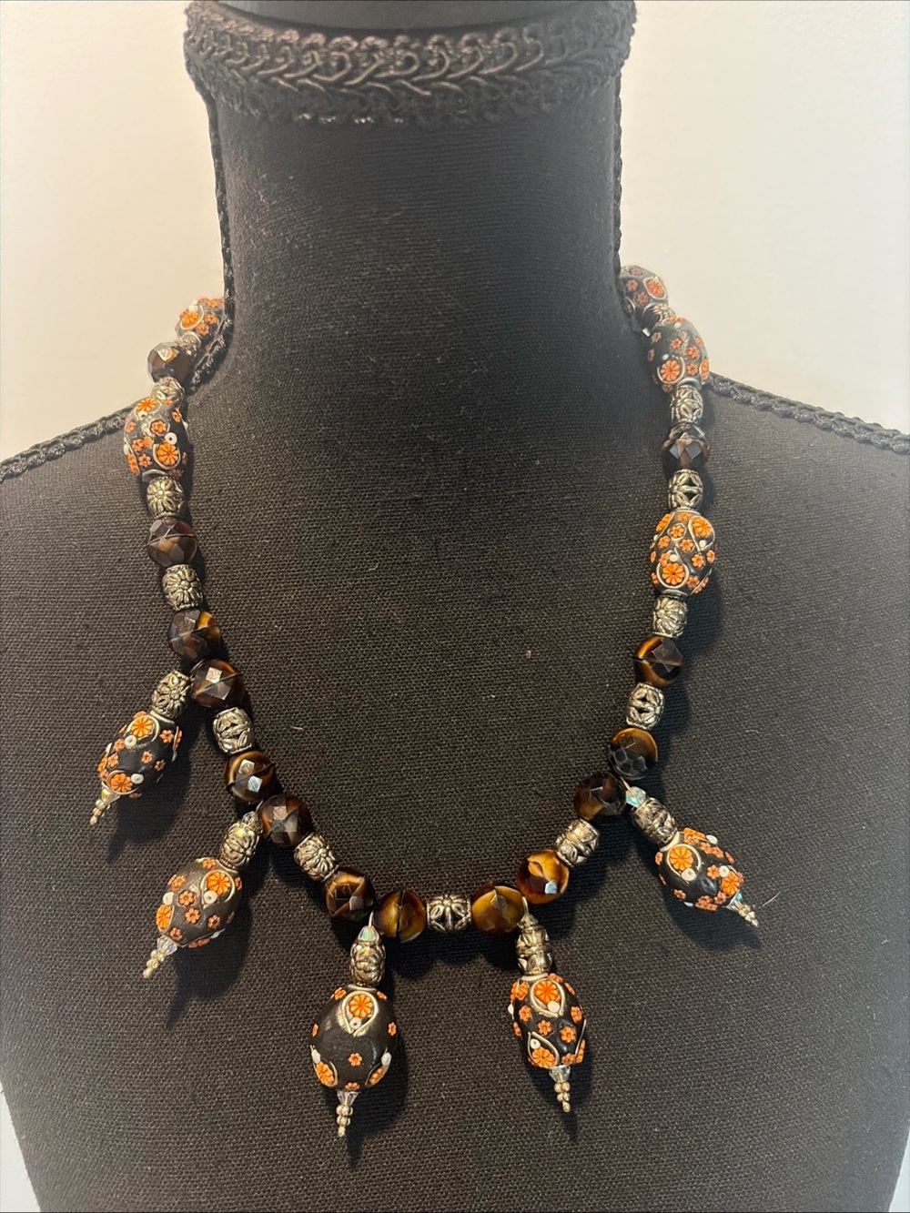 Vintage Beaded Necklace Textured Floral Witchy Boho Whimsigoth Tigers Eye - Picture 3 of 9
